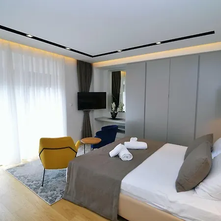 In 38138 Apartment *