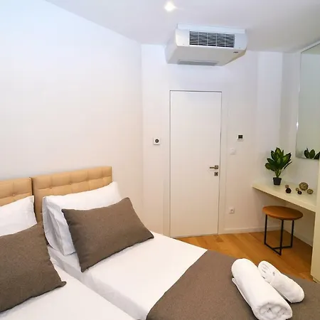 Apartment In 38138